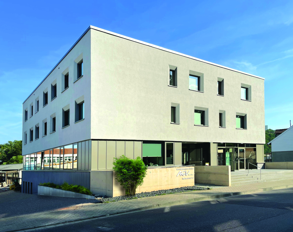 Bau-Arbeitgeber fordern IG BAU zum Handeln auf
